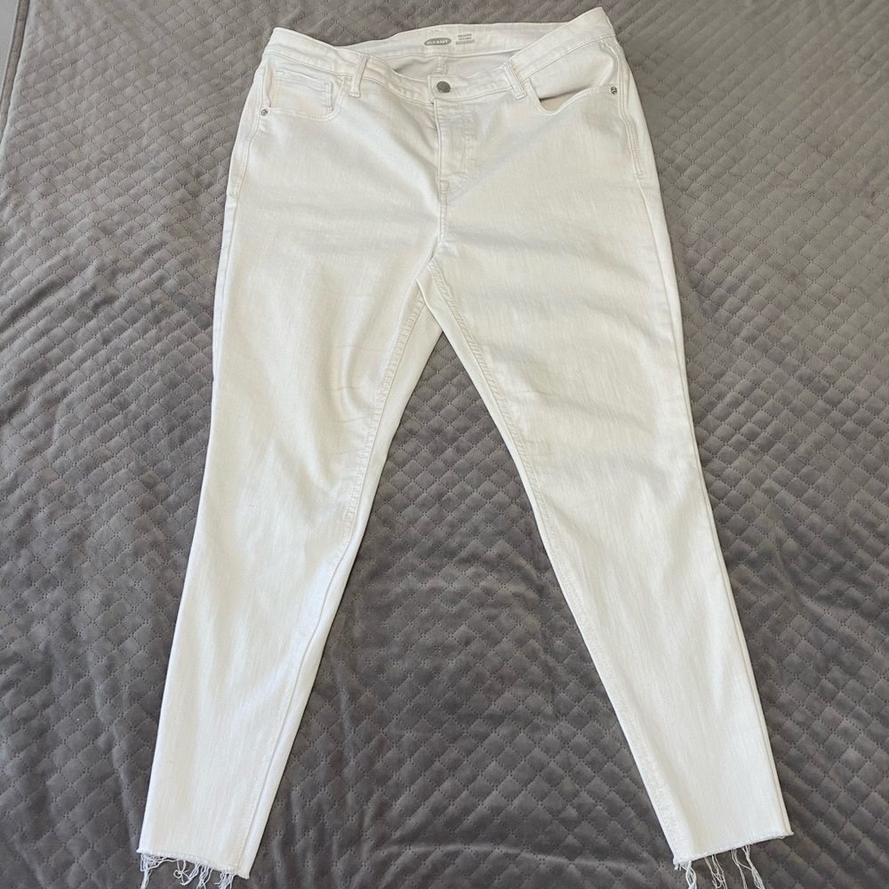 Old Navy Rockstar Super Skinny Built-In Sculpt